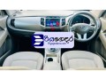 kia-sportage-2011-suv-small-4
