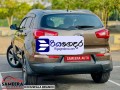 kia-sportage-2011-suv-small-2