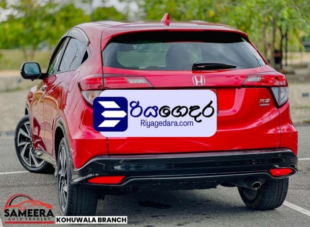 honda-vezel-rs-sensing-2016-suv-big-2