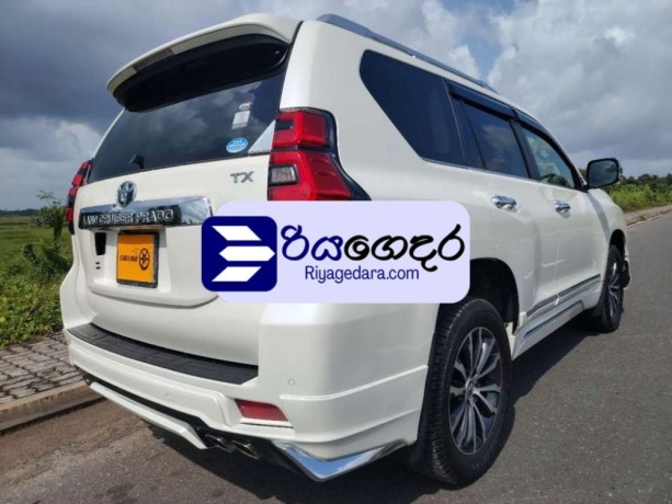toyota-prado-150-2018-suv-big-2