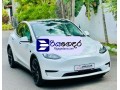 tesla-model-y-2024-suv-brand-new-small-0