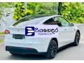 tesla-model-y-2024-suv-brand-new-small-1
