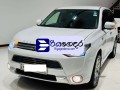 mitsubishi-outlander-2015-suv-small-0
