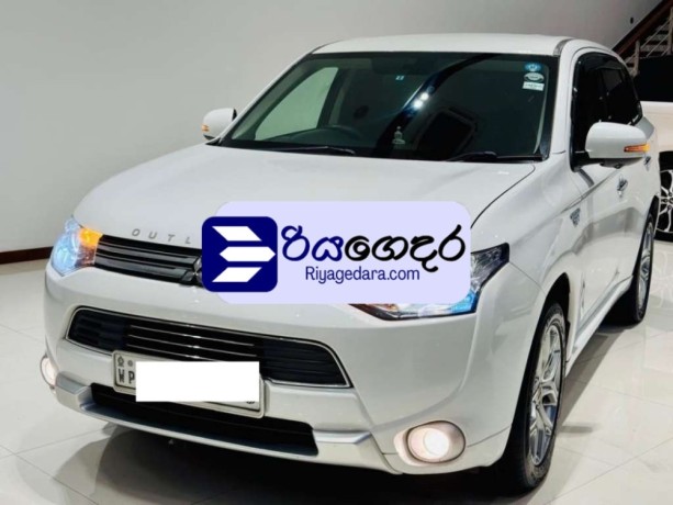 mitsubishi-outlander-2015-suv-big-0