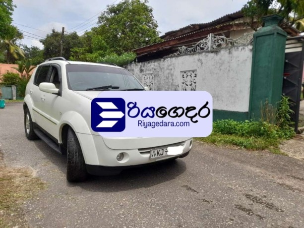 micro-rexton-2008-suv-big-0