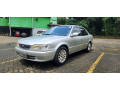 nissan-saloon-small-0