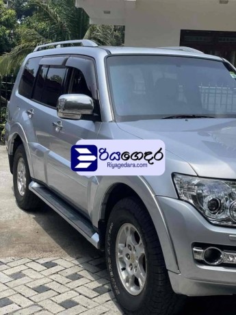 mitsubishi-montero-2007-suv-big-1