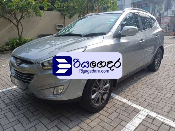 hyundai-tucson-2013-suv-big-1