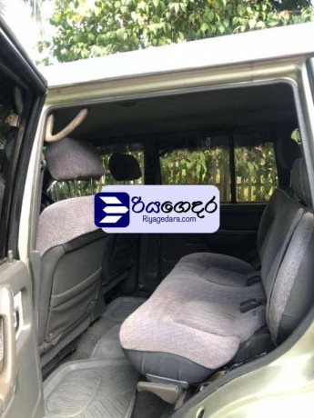 mitsubishi-pajero-2000-suv-big-4