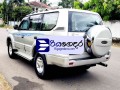 toyota-land-cruiser-prado-2000-suv-small-1