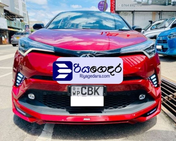 toyota-chr-gt-ngx10-2018-suv-big-0