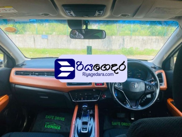honda-vezel-2014-suv-big-5