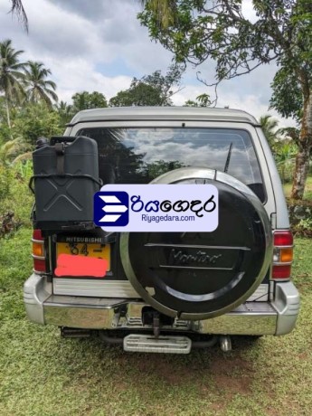 mitsubishi-pajero-intercooler-1995-suv-big-3