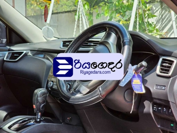 nissan-x-trail-t32-2016-suv-big-1