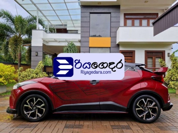 toyota-chr-gt-turbo-ngx-10-2wd-2018-suv-big-1