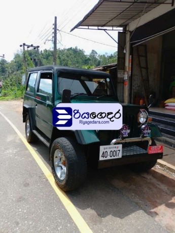 mahindra-4dr5-1973-suv-big-0