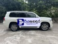 toyota-land-cruiser-sahara-vx-v8-2017-suv-small-2