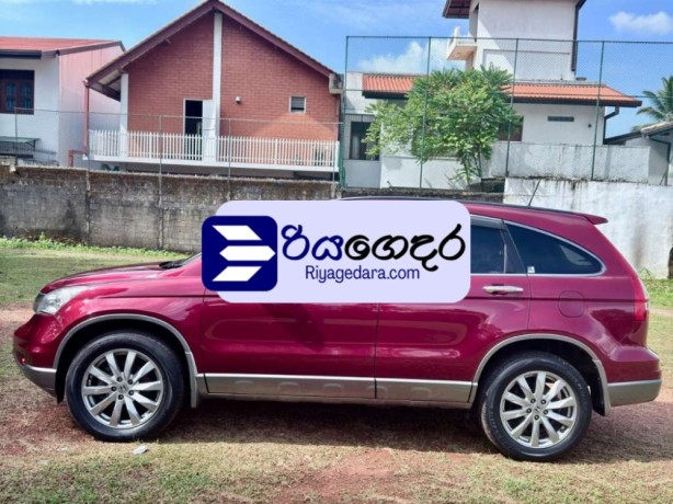 honda-crv-re4-2010-suv-big-1