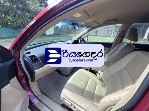 honda-crv-re4-2010-suv-big-5