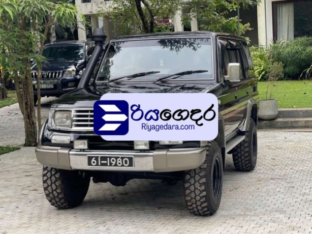 toyota-land-cruiser-box-prado-lj79-1991-suv-big-0