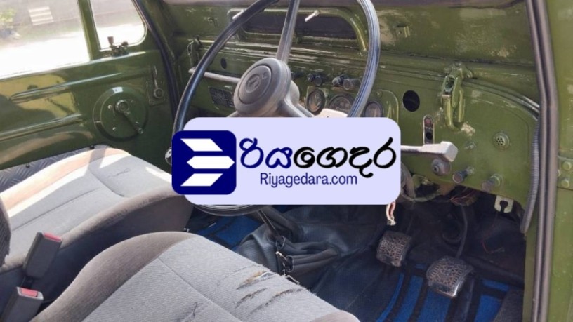 mahindra-4dr6-turbo-1984-suv-big-3