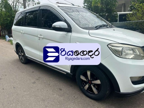 dfsk-glory-330-tdi-2017-suv-big-0