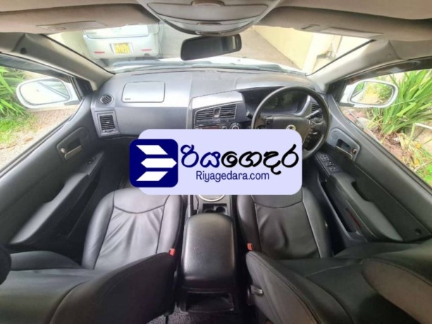micro-kyron-2009-suv-big-4