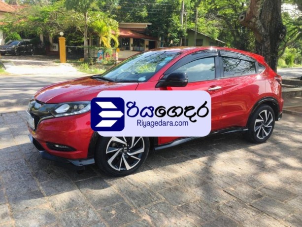 honda-vezel-rs-sensing-2017-suv-big-5