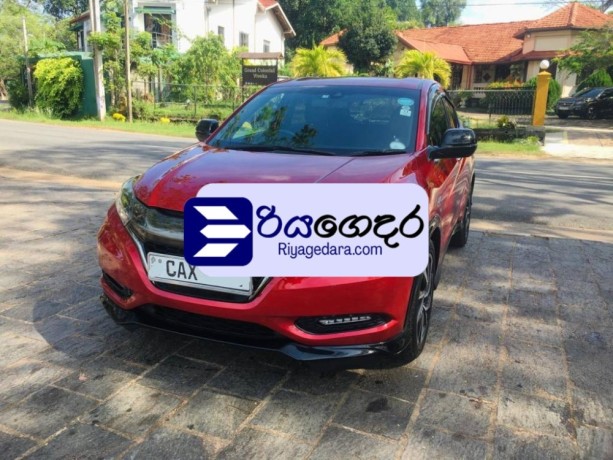 honda-vezel-rs-sensing-2017-suv-big-4