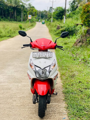 honda-dio-2012-big-1