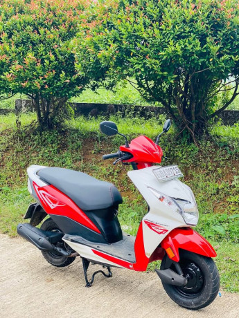 honda-dio-2012-big-0