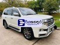 toyota-land-cruiser-prado-v8-2015-suv-small-1
