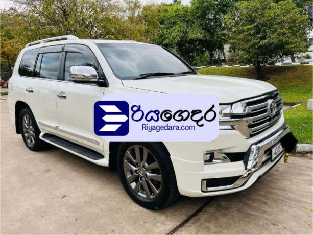 toyota-land-cruiser-prado-v8-2015-suv-big-1