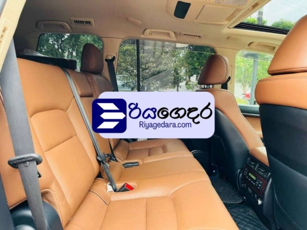 toyota-land-cruiser-prado-v8-2015-suv-big-4