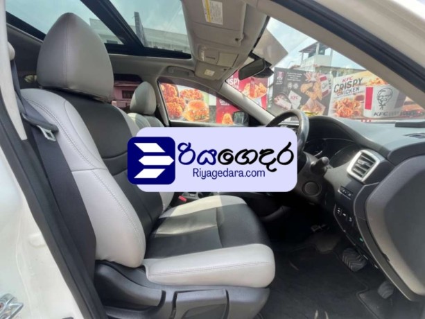 nissan-x-trail-mode-premier-2015-suv-big-2