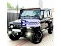 land-rover-defender-2010-suv-small-0