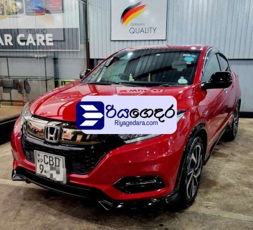 honda-vezel-rs-sensing-led-2018-suv-big-0
