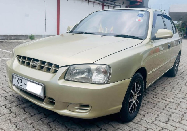 hyundai-accent-2001-big-0