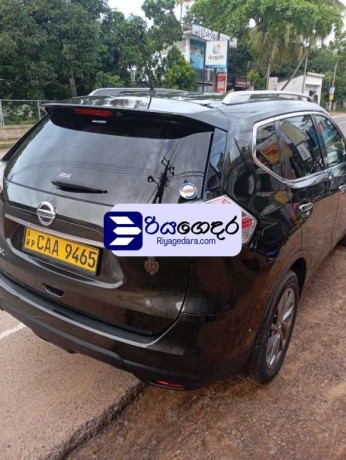 nissan-x-trail-non-2014-suv-big-2