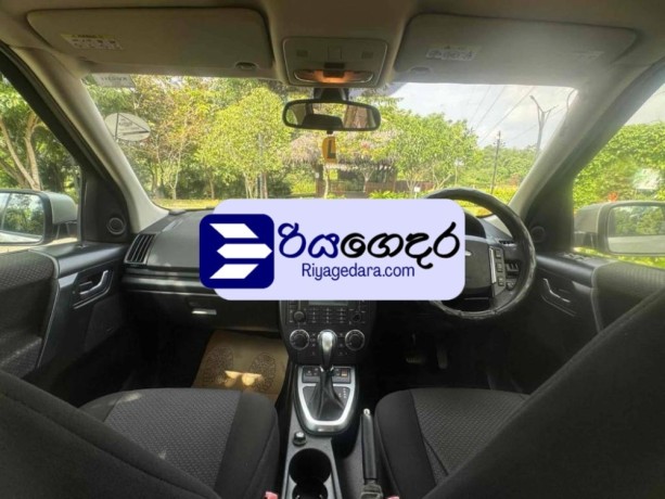 land-rover-freelander-2-sd4-gs-2011-suv-big-4