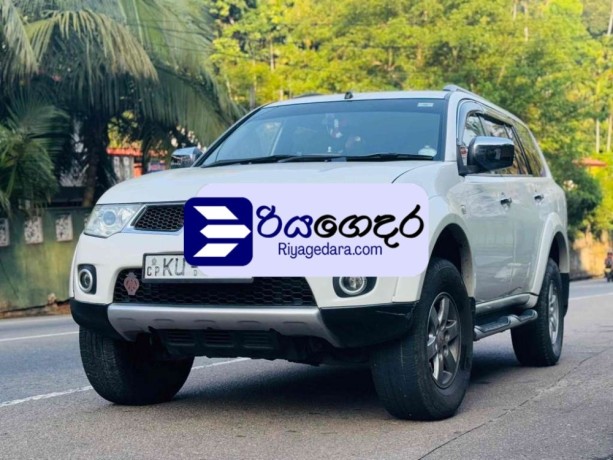 mitsubishi-montero-sport-2012-suv-big-0