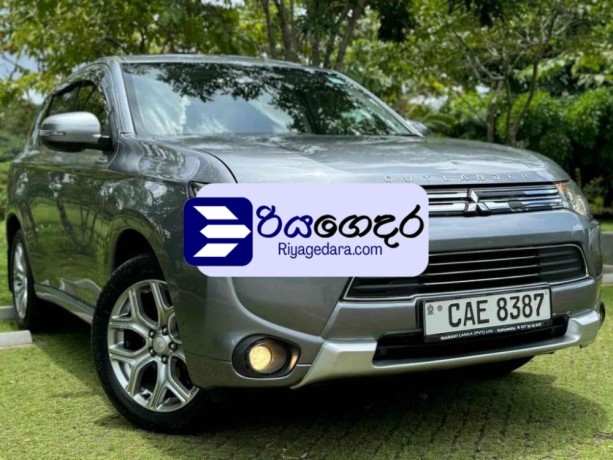 mitsubishi-outlander-phev-2015-suv-big-0