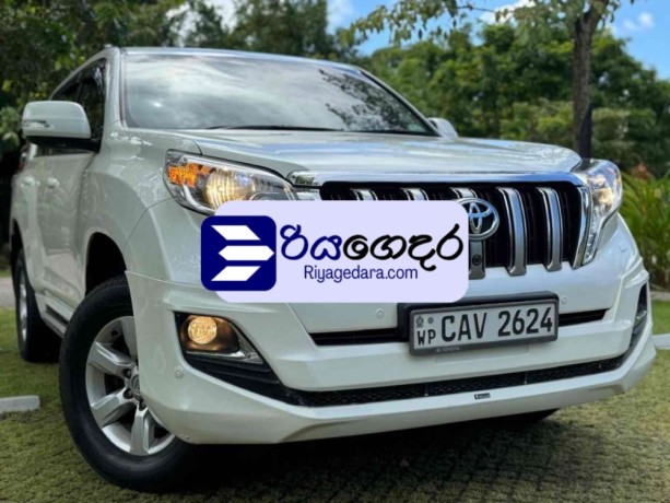toyota-land-cruiser-prado-vx-2017-suv-big-0