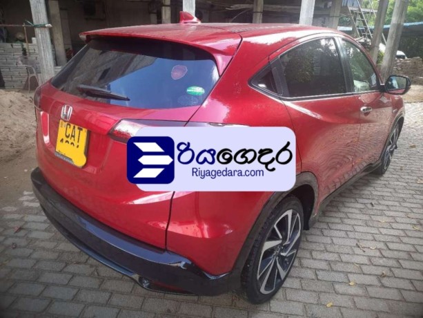 honda-vezel-rs-2016-suv-big-1