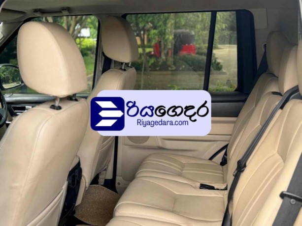 land-rover-discovery-4s-sdv6-2014-suv-big-5