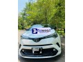 toyota-chr-2018-suv-small-1