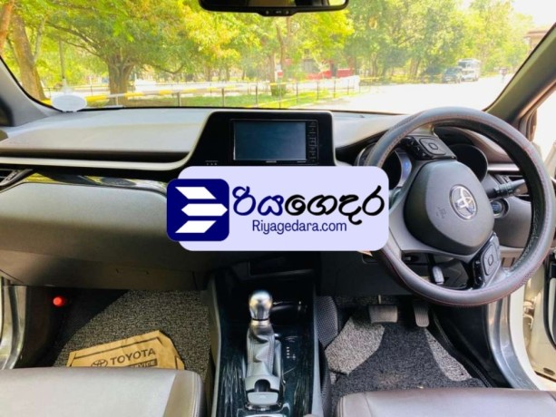 toyota-chr-2018-suv-big-4