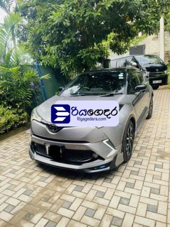 toyota-chr-gt-turbo-2018-suv-big-0