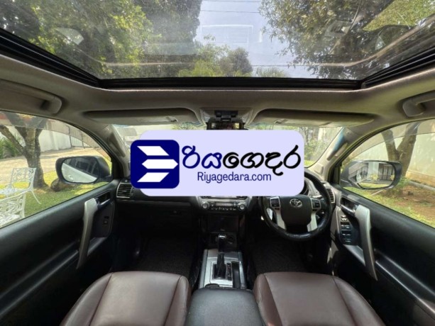 toyota-land-cruiser-prado-150-g-frontier-2017-suv-big-2