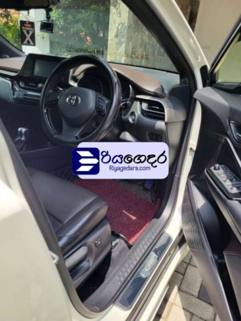 toyota-chr-ngx10-2019-suv-big-4